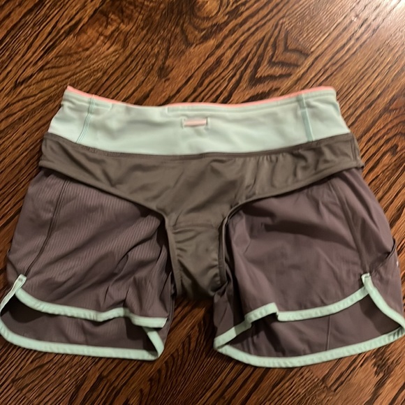 Ivivva gray speedy shorts - Picture 4 of 4